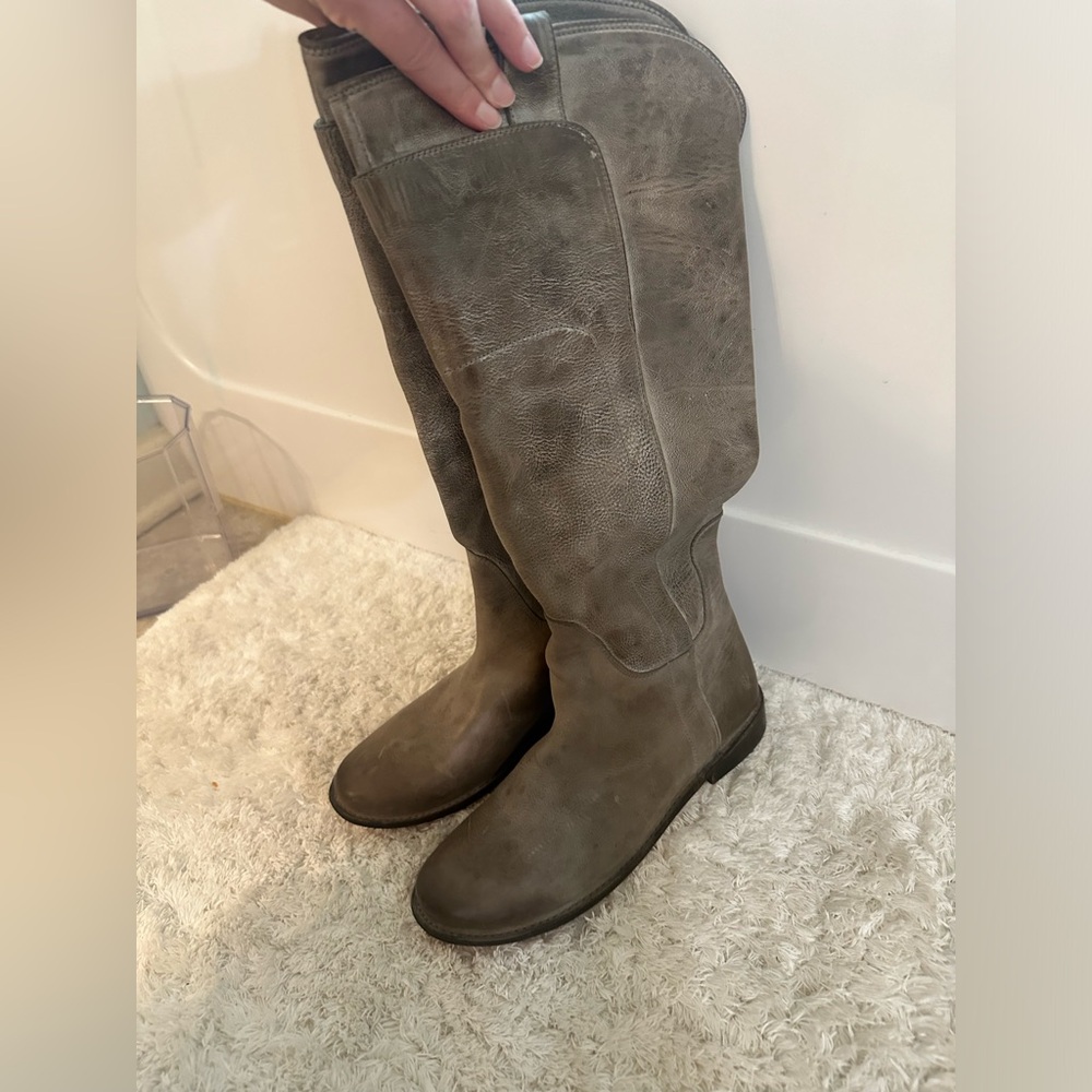 Leather grey knee high thigh Frye boots size 9. Never worn.
